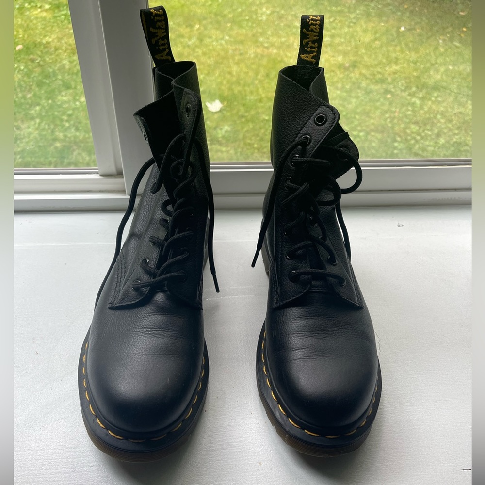 Dr Marten Boots